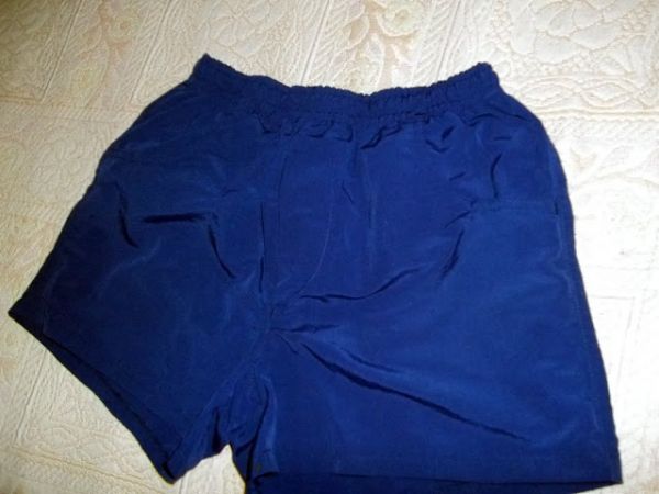 SHORTS MARINHO EXPULETA 10-12 ANOS