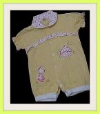MACACÃO BABY CLUB 3-6 MESES comprimento: 37cm busto: 56cm